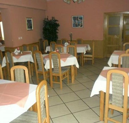 Hotel Ostoja Lipówki Εξωτερικό φωτογραφία